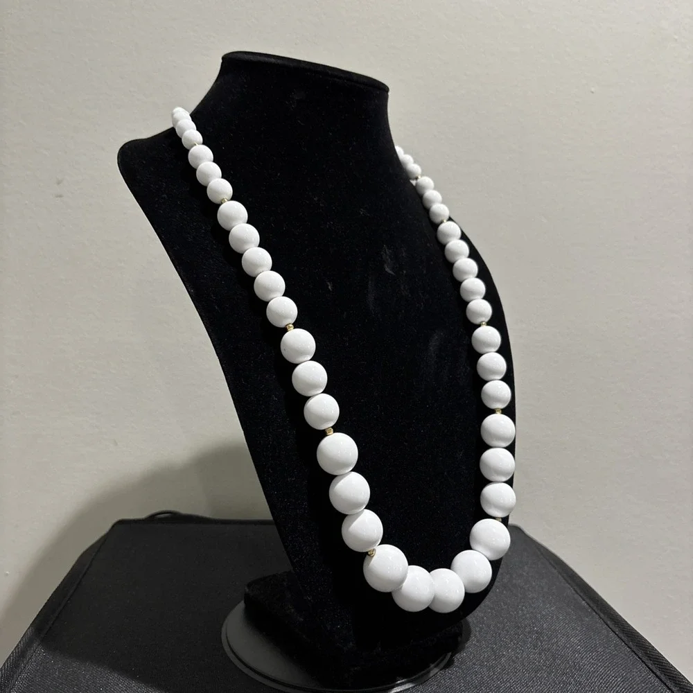 Long Vintage Monet White Graduated Bead Necklace Gold Tone Spacers 31